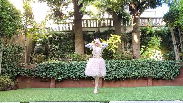 Marni Marzipan Solo Clip смотреть онлайн
