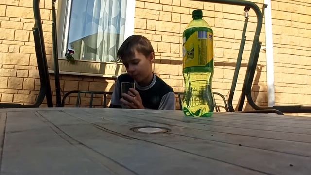 ДЕГУСТИРОВАНИЕ РУССКОГО SPRITE смотреть онлайн