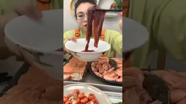 Seafood Mukbangs ASMR Eating 개불 Gaebul aka Fat Innkeeper Worm Fish Korean Delicacy смотреть онлайн