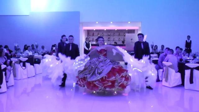 XV Años Arlette 2015 Vals HD смотреть онлайн