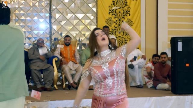 Fursat Mile Bula Liya Kar , Chahat Baloch Dance Performance , MirPur Show 2022 смотреть онлайн