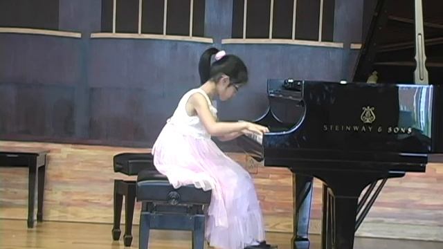 Litkova. Variations. смотреть онлайн