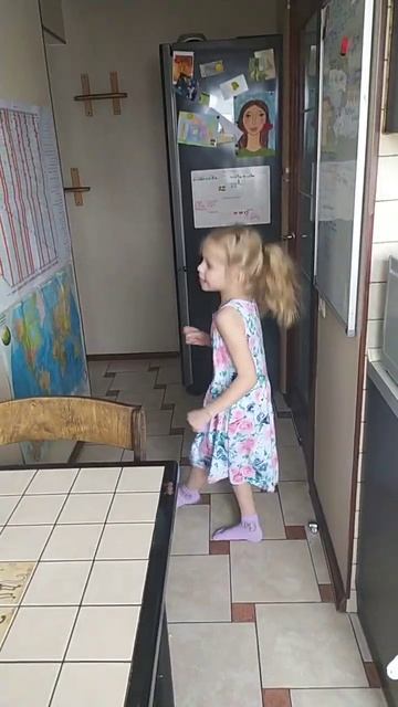 Таблица умножения на 7, учимся в танце Тулупова Ярослава, 2 класс