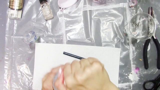DIY Alcohol Inks Using Sharpies смотреть онлайн