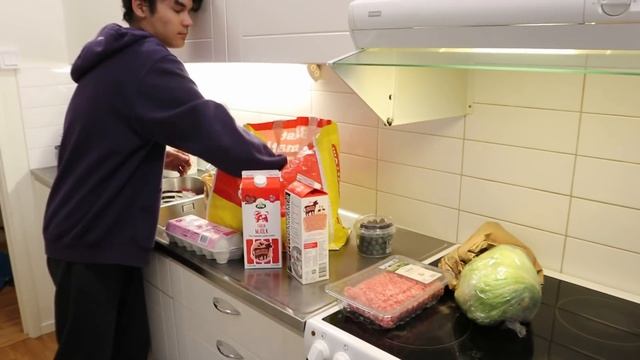 09-04-22#ไม่ไหวต้องไหวสู้กันไปให้ถึงฝั่ง✌️จ่ายตลาดกับราคาของที่แพงขึ้นมาก&มื้อเย็นง่ายๆลาซานญ่า🥘 смотреть онлайн