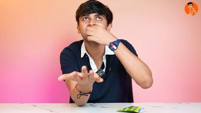 Trying Every 90s Snacks смотреть онлайн