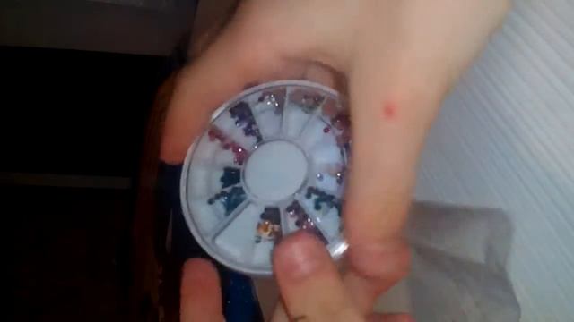 Обзор на видео с блёстками смотреть онлайн