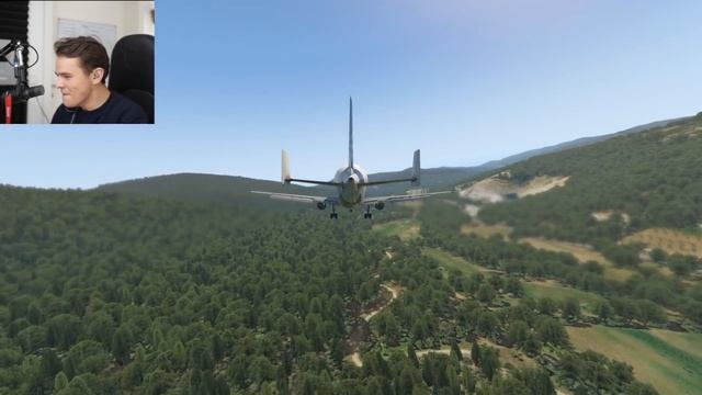 DON'T Fly The Airbus Beluga In Crosswind смотреть онлайн