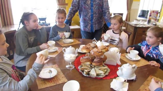 Клуб английского языка Успех смотреть онлайн