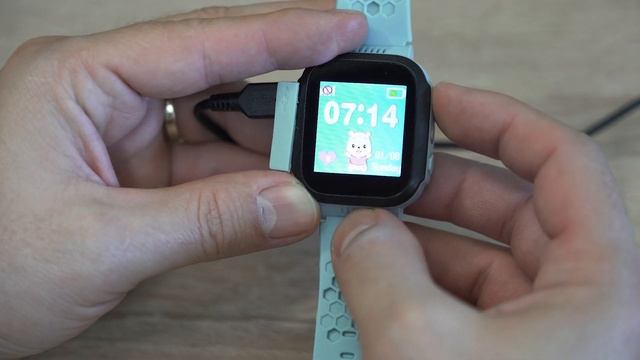 Charging Kids Smart Watch GPS Tracker смотреть онлайн