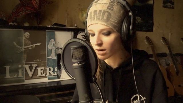 Amy Winehouse - Valerie (cover) смотреть онлайн