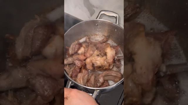 Riquísimos nopales con costillas de puerco #maggiepineda #jcandsondra смотреть онлайн