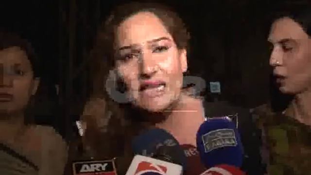 Shemales Protest Against Drunk Police Officer Torture Issue Pkg By Abid Ch City42 смотреть онлайн