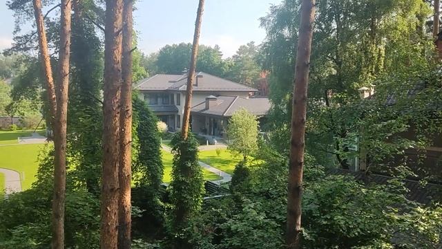 В ГОСТЯХ НА РУБЛЕВКЕ / СВАДЬБА ЕГОРОВА / ВЛОГ С МОСКВЫ смотреть онлайн