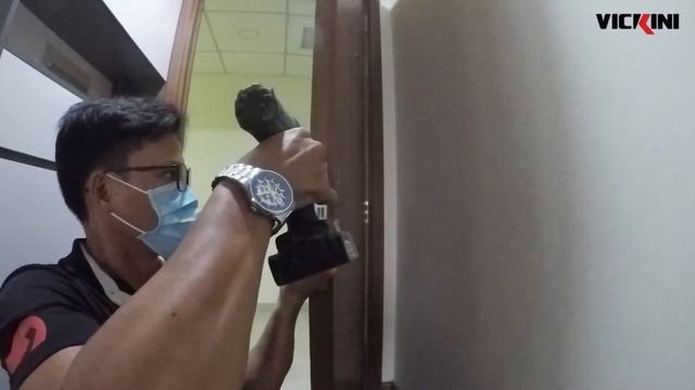 Lắp đặt khóa điện tử VICKINI 39801.001 GYM-AC, Chung cư Flora Fuji 17/11/2020 l VICKINI Vietnam смотреть онлайн