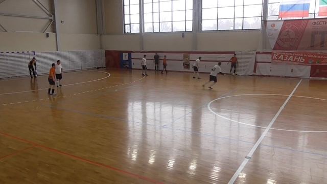 Кубок НМФЛ 2018. 5x5. Валенсия 2-9 Феникс 1-тайм смотреть онлайн