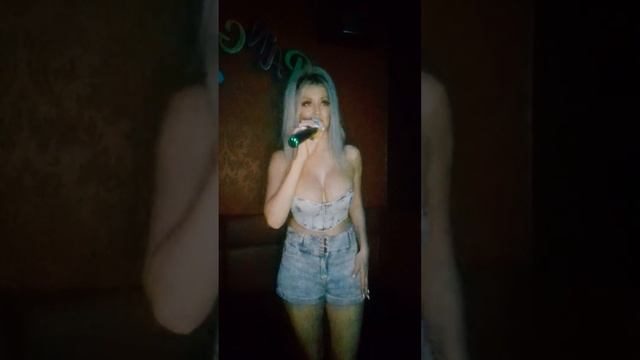 Rita Ora cover/karaoke fun! 🎤 (can't wait to do some karaoke in the Philippines in September) 😃 смотреть онлайн