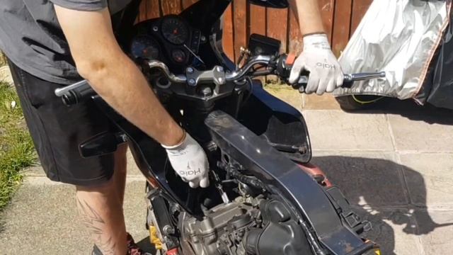 Honda CB600FS Spark Plug Replacement