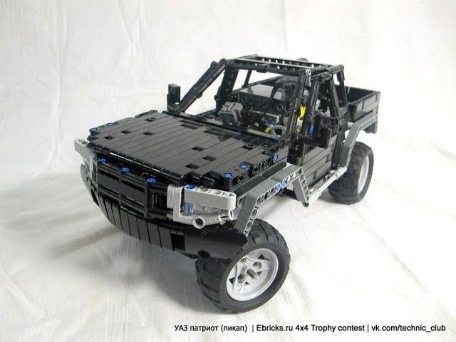 LEGO Technic UAZ Patriot Pickup смотреть онлайн