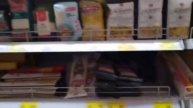 Пошла в наш Магнит 👍 смотреть онлайн