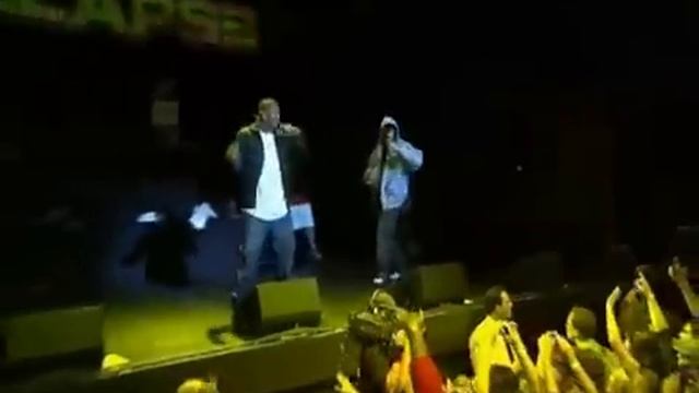Lose Yourself --eminem [ LIVE from Detroit ]!! смотреть онлайн