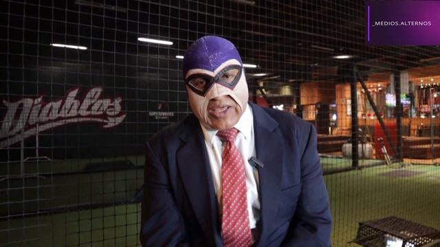 ERO Y NAZ ENTREVISTAS A LADY APACHE EL FANTASMA LA VECINITA| Entrevistas post rueda de prensa смотреть онлайн