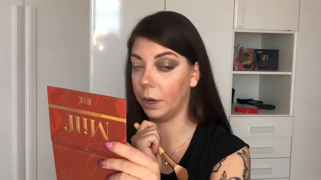 MULAC: 5 LOOK 1 PALETTE✨NUOVA COLLEZIONE MILF✨|ITA|LETIZIA CELENTANO смотреть онлайн