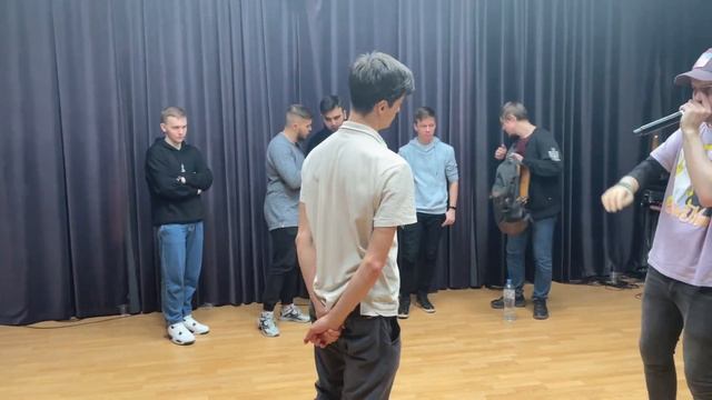 Siri vs Taras Stanin : v1 bbx 7to smoke : 22 смотреть онлайн