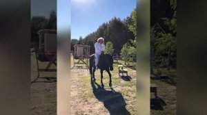 ✨ Я тебя впервые встретил.. 🌍Мир притих и замер ветер.. 💞