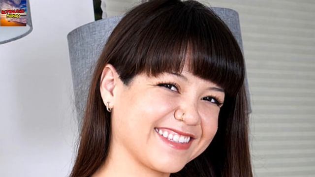 MOCHI MONA | The Beautiful STAR From The United States Who Started In 2023