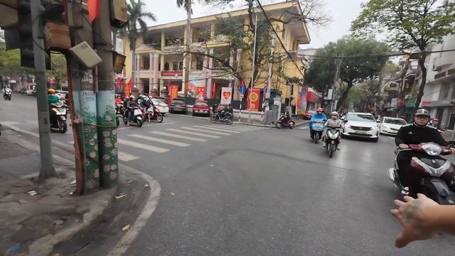 Happy Ending In Vietnam's Biggest Massage Parlor 🇻🇳