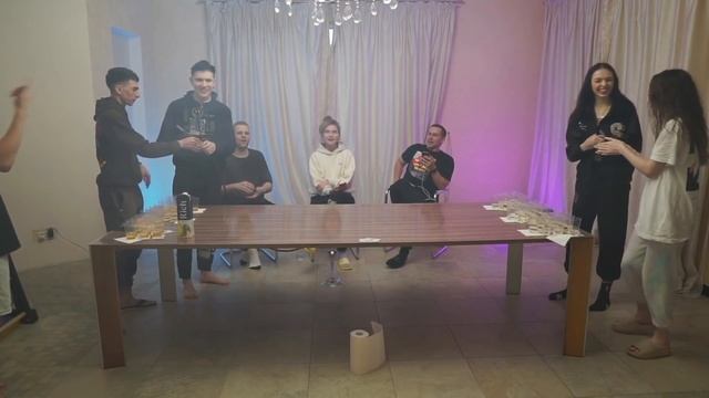 поцеловал фруктозку смотреть онлайн