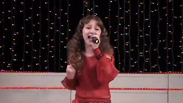 Pentru ea - Mihaela Chisnencu (12 ani) смотреть онлайн