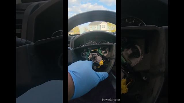 Jeep Liberty 08-12 Clock spring removal. смотреть онлайн
