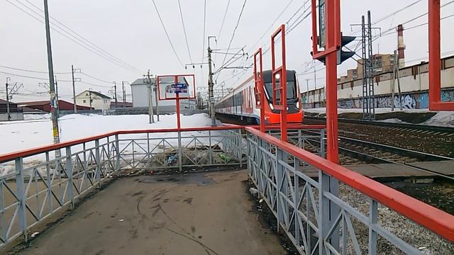 Электропоезд ЭГ2Тв-004 "Иволга" сообщением "Подольск-Нахабино" смотреть онлайн