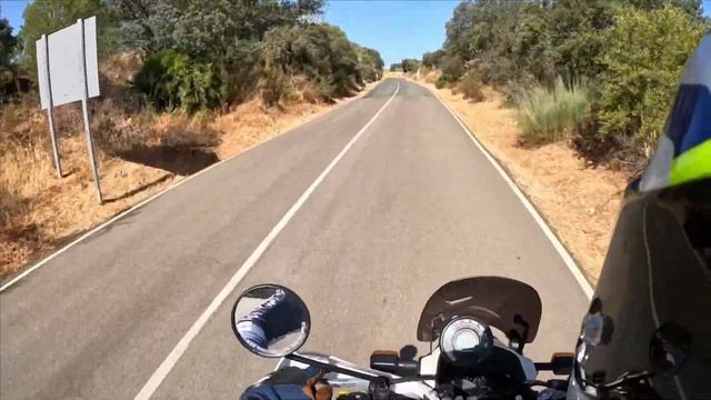 Las MOTOS de BAJA CILINDRADA deberían SER OBLIGATORIAS смотреть онлайн