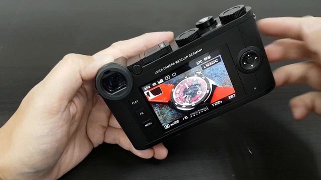 【Leica CL】播放模式下介紹 & 觸控瀏覽速度測試 смотреть онлайн