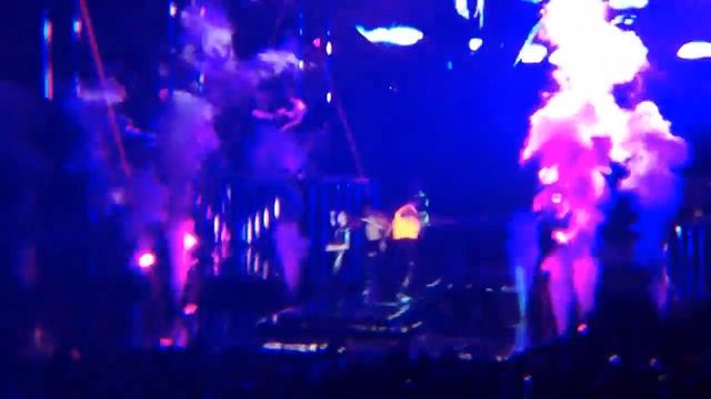 Demi Lovato - Neon Lights - Demi World Tour - Los Angeles - Staple Center смотреть онлайн