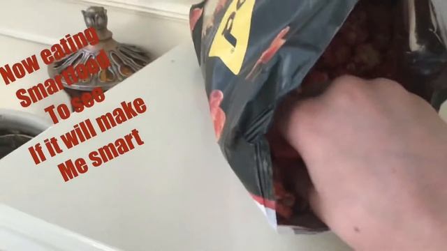 Can Smartfood make me smart? #shorts смотреть онлайн