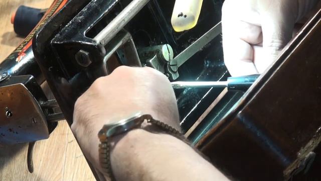 ГОСШВЕЙМАШИНА ЗИНГЕР 127.... Видео с архива.. начало 21-го года. смотреть онлайн