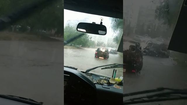 Севастополь ливень. Затопило Севастополь смотреть онлайн