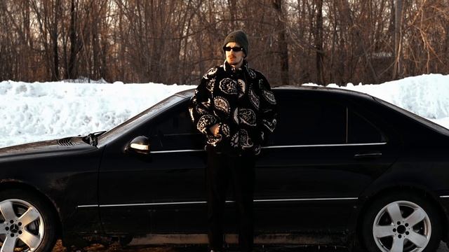 Тяжелый люкс. Во всех смыслах W220 S-Klasse смотреть онлайн