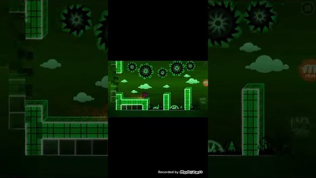 Прохождение Geometry Dash с читами смотреть онлайн