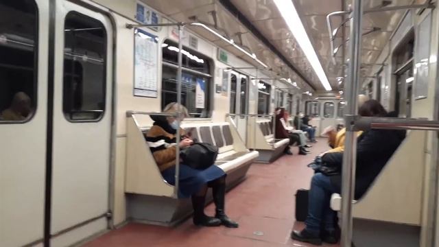 Метро Санкт-Петербурга. Зачётный салончик 81-714 смотреть онлайн