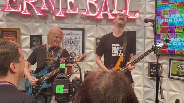 3. PAUL GILBERT and Steve Morse jammed on the Ernie Ball stage @ Namm 2020 смотреть онлайн