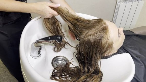 Уход Davines OI от мастеров салона красоты Natural Beauty.