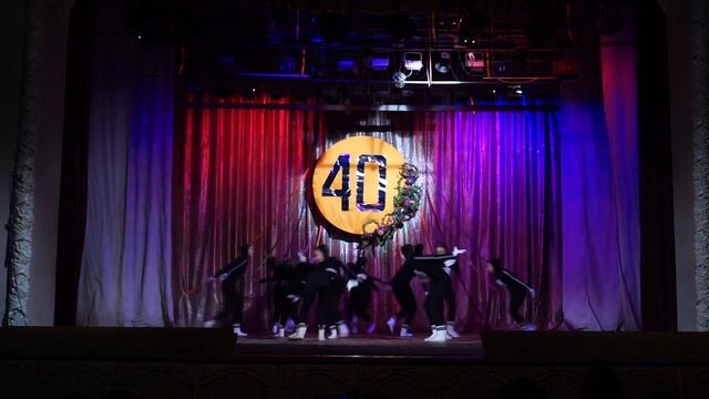 1. Часы. Ансамбль "ВЕСЕЛКА" смотреть онлайн