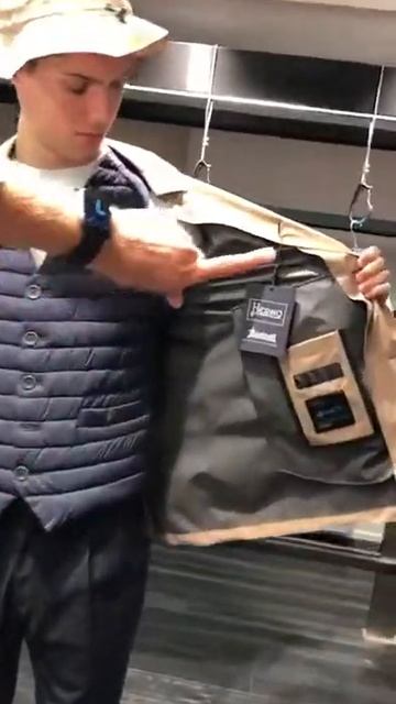 Продолжаем знакомиться с брендом HERNO! Эксклюзивно для PIONEER STYLE! смотреть онлайн