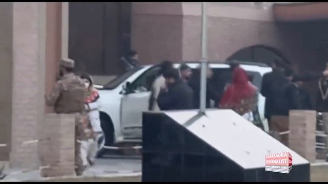 #Peshawar police Lin damaka mia zakhmee Kia Liea hospital pahonch gai смотреть онлайн