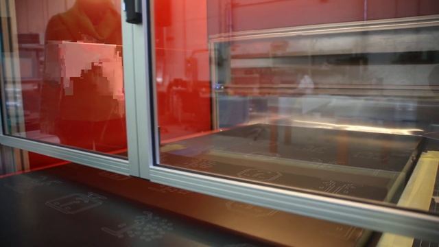 il laser diventa XL смотреть онлайн